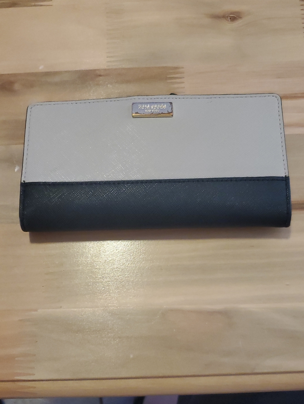 kate spade Two-Tone Black and Cream Long Continental Wallet